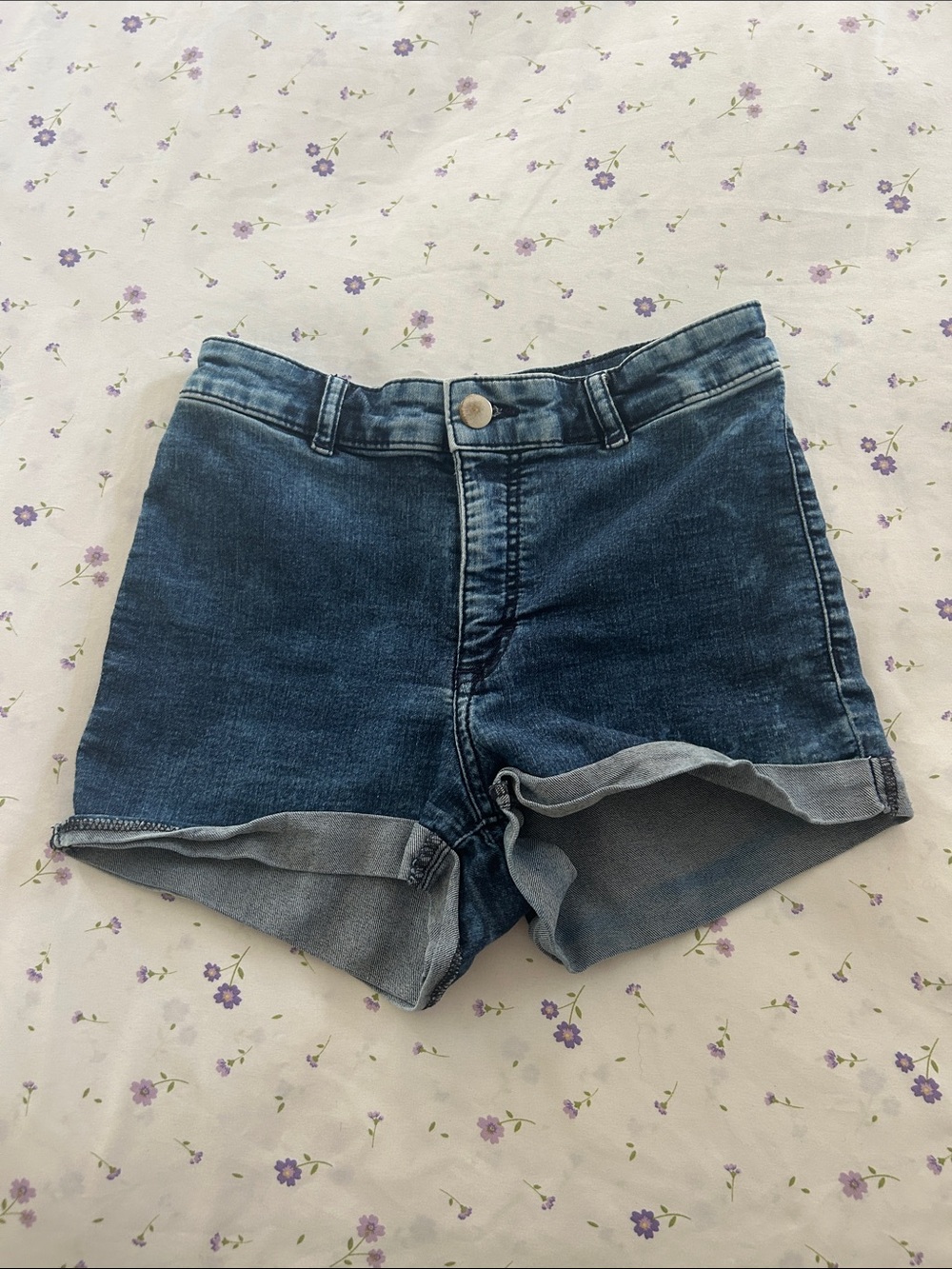 H&M Dark Blue Rolled Hem High-Rise Denim Shorts - Picture 2 of 5